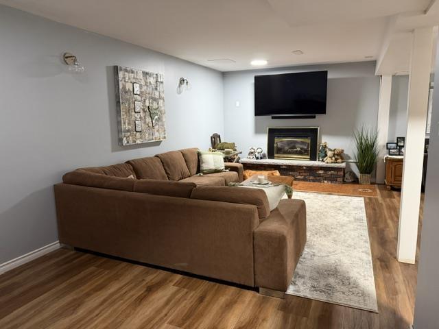4130 Vanguard Avenue, Thunder Bay, ON - Indoor Photo Showing Living Room With Fireplace
