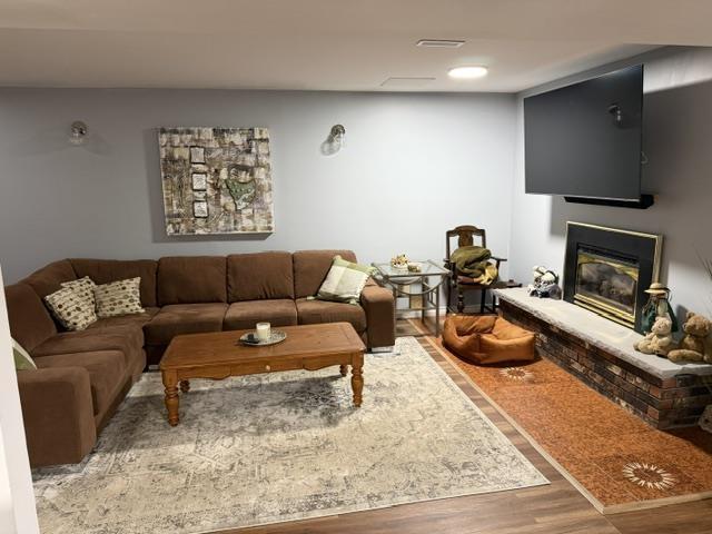 4130 Vanguard Avenue, Thunder Bay, ON - Indoor Photo Showing Living Room With Fireplace