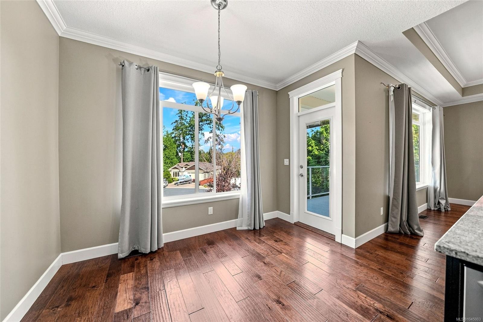 341 Sunny Dr, Nanaimo, BC