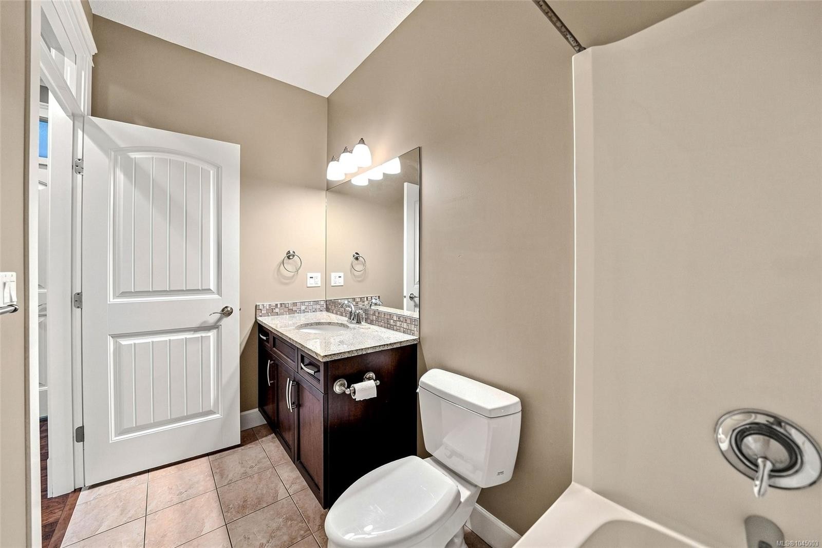 341 Sunny Dr, Nanaimo, BC