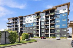 #206-2461 Gateway Rd Langford, BC V9B 6M6