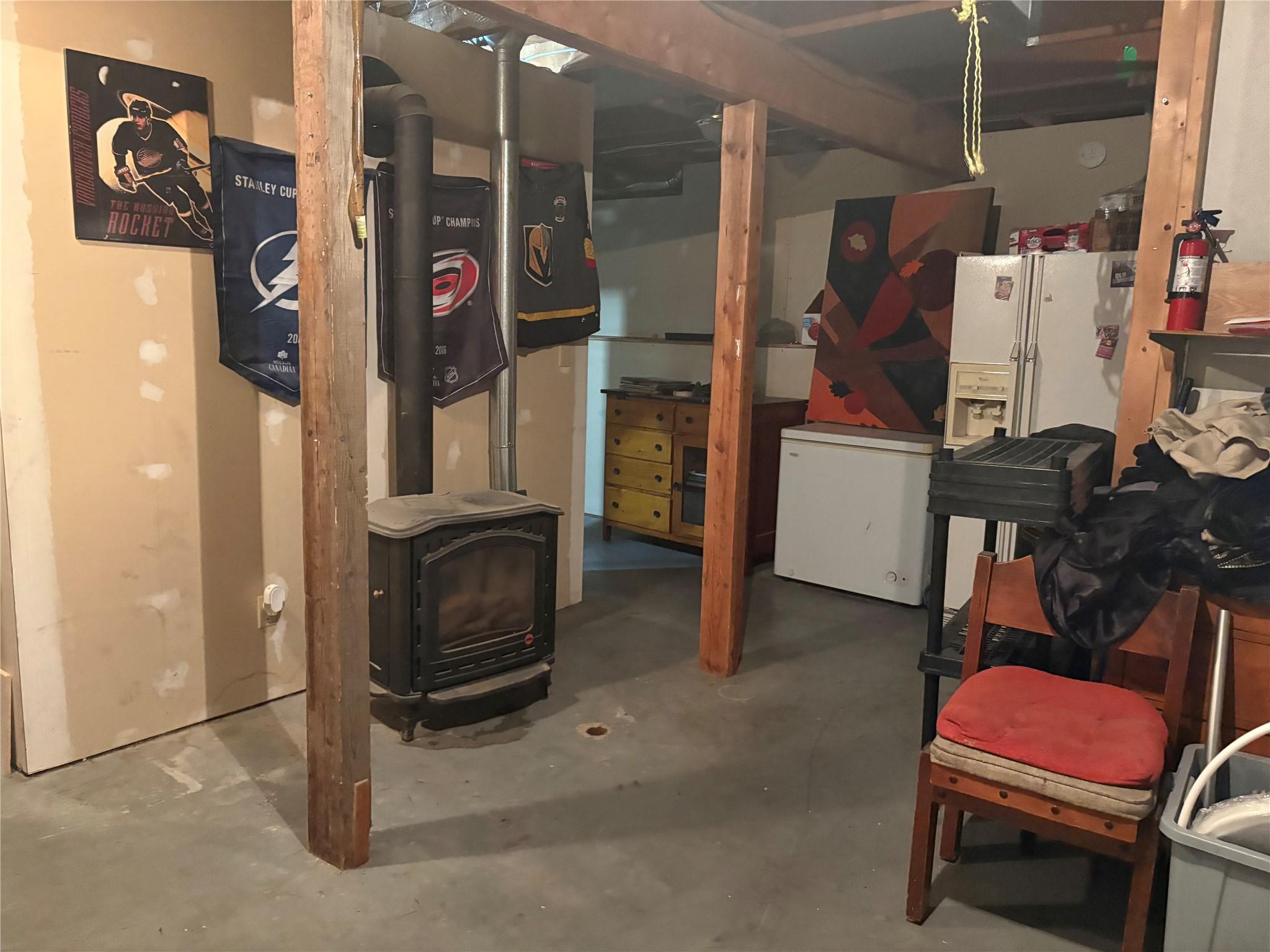 515 5Th Street, Cranbrook, BC - Indoor Photo Showing Basement