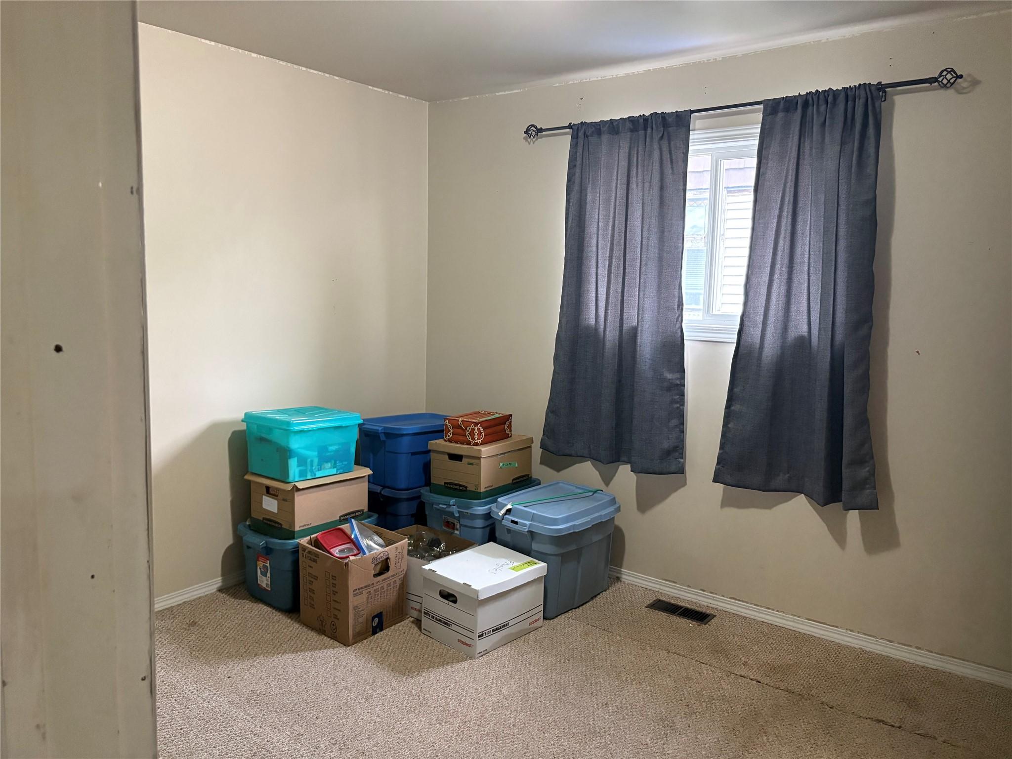 515 5Th Street, Cranbrook, BC - Indoor