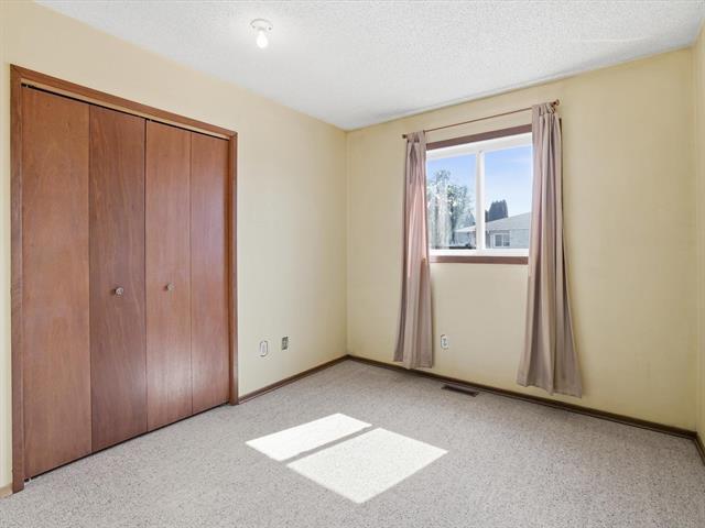 854 Templeton Ave, Winnipeg, MB - Indoor Photo Showing Other Room