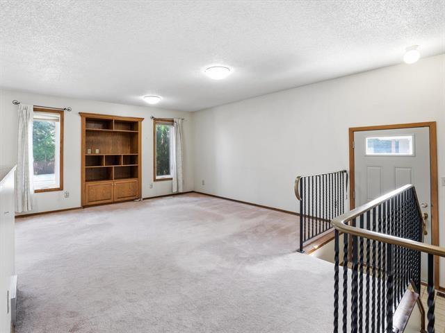 854 Templeton Ave, Winnipeg, MB - Indoor Photo Showing Other Room