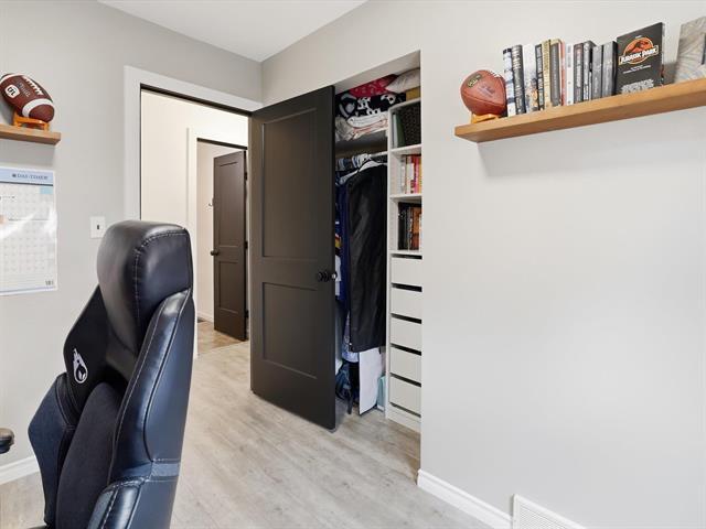 202 Whiteway Rd, Winnipeg, MB - Indoor
