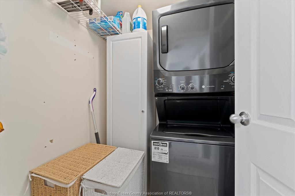 1608-515 Riverside Drive West, Windsor, ON - Indoor Photo Showing Laundry Room