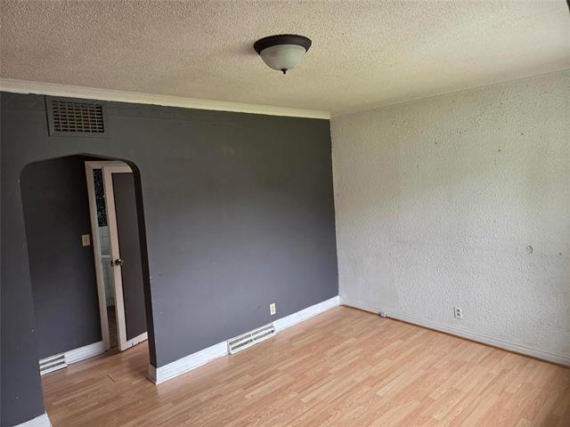 647 Muriel St, Winnipeg, MB - Indoor Photo Showing Other Room