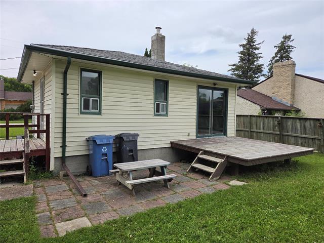 647 Muriel St, Winnipeg, MB - Outdoor With Exterior