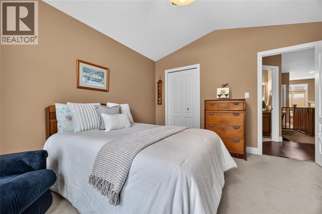 169 Augusta Boulevard, Sarnia, ON - Indoor Photo Showing Bedroom