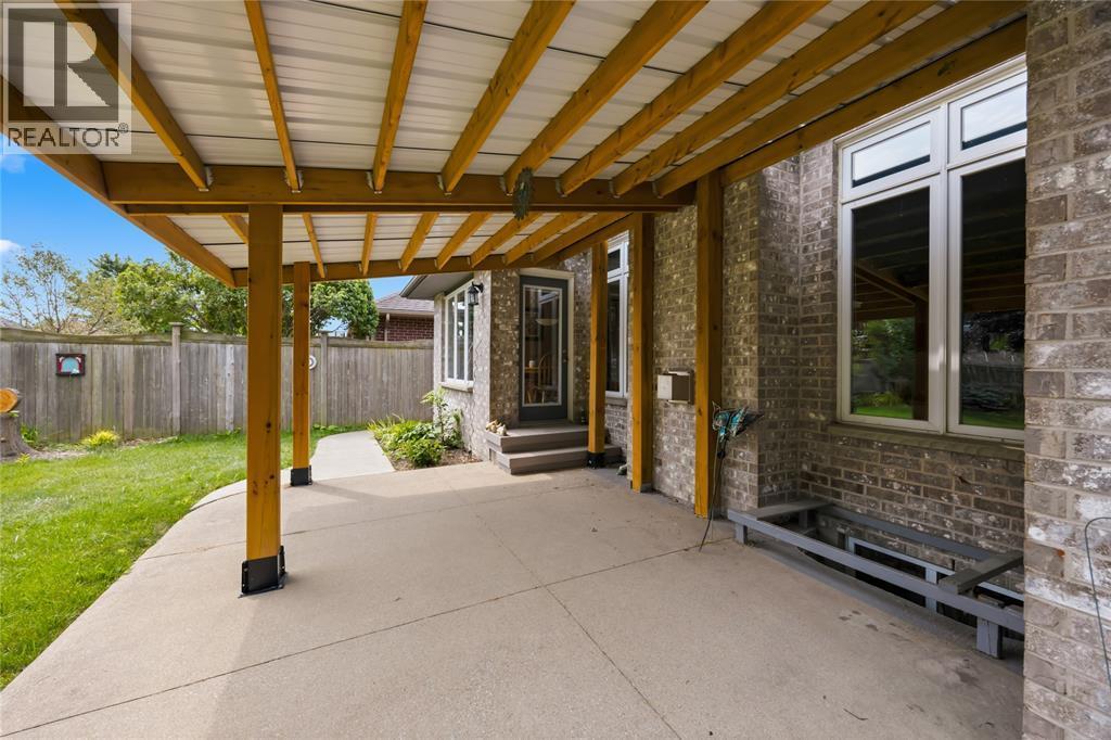 169 Augusta Boulevard, Sarnia, ON - Outdoor With Exterior