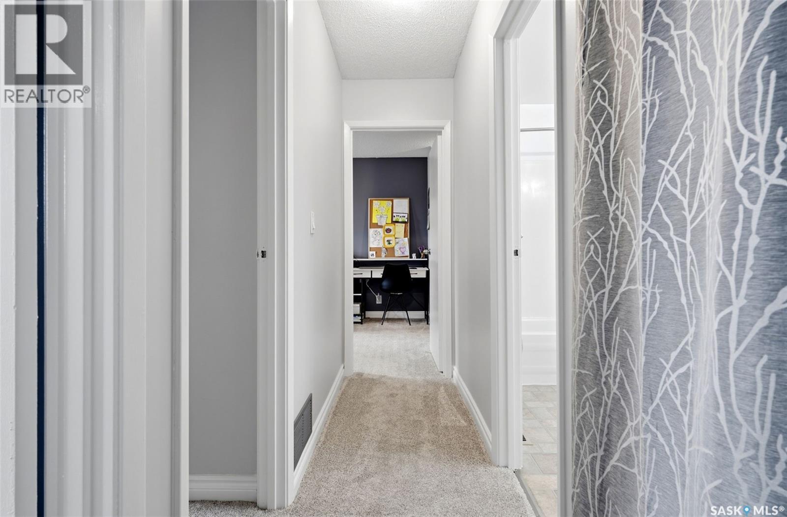 4168 Castle Road, Regina, SK - Indoor Photo Showing Other Room