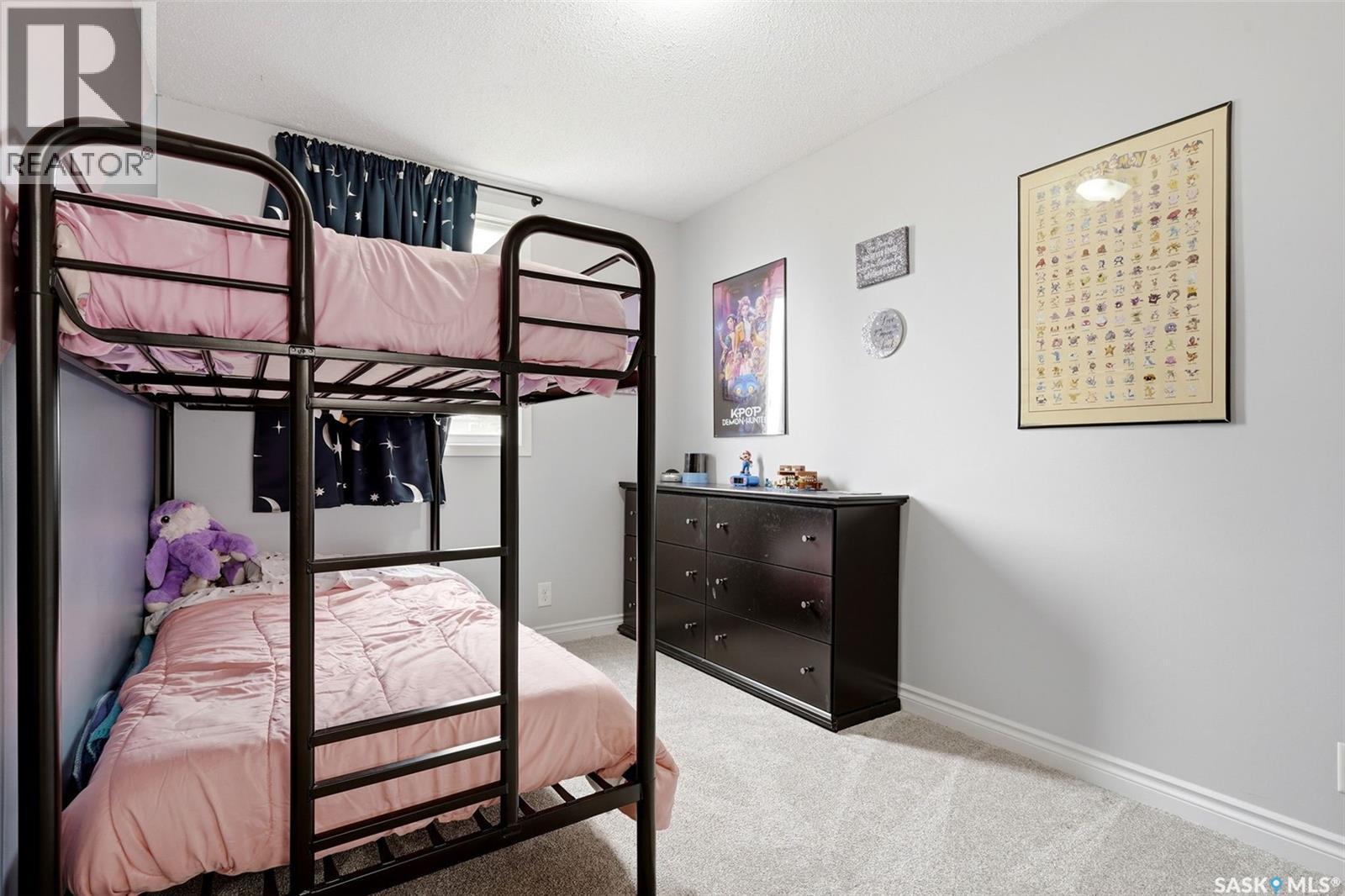 4168 Castle Road, Regina, SK - Indoor Photo Showing Bedroom