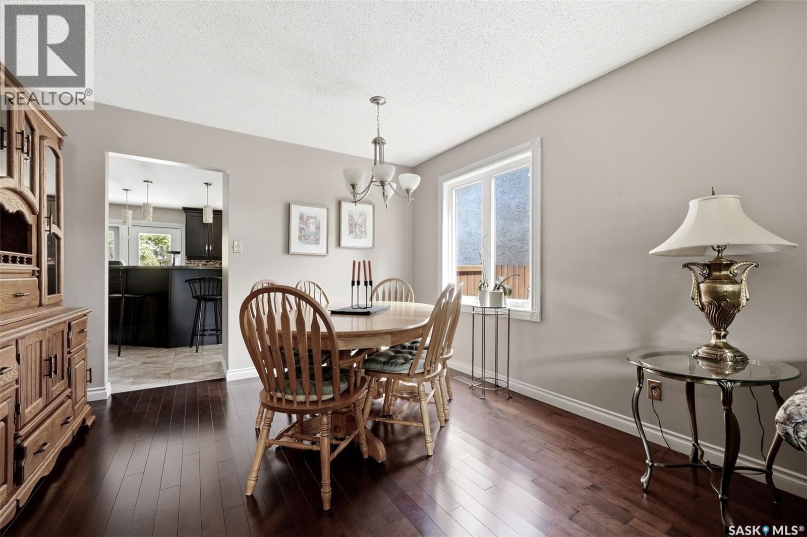 2118 Elderkin Drive E, Regina, SK - Indoor Photo Showing Dining Room