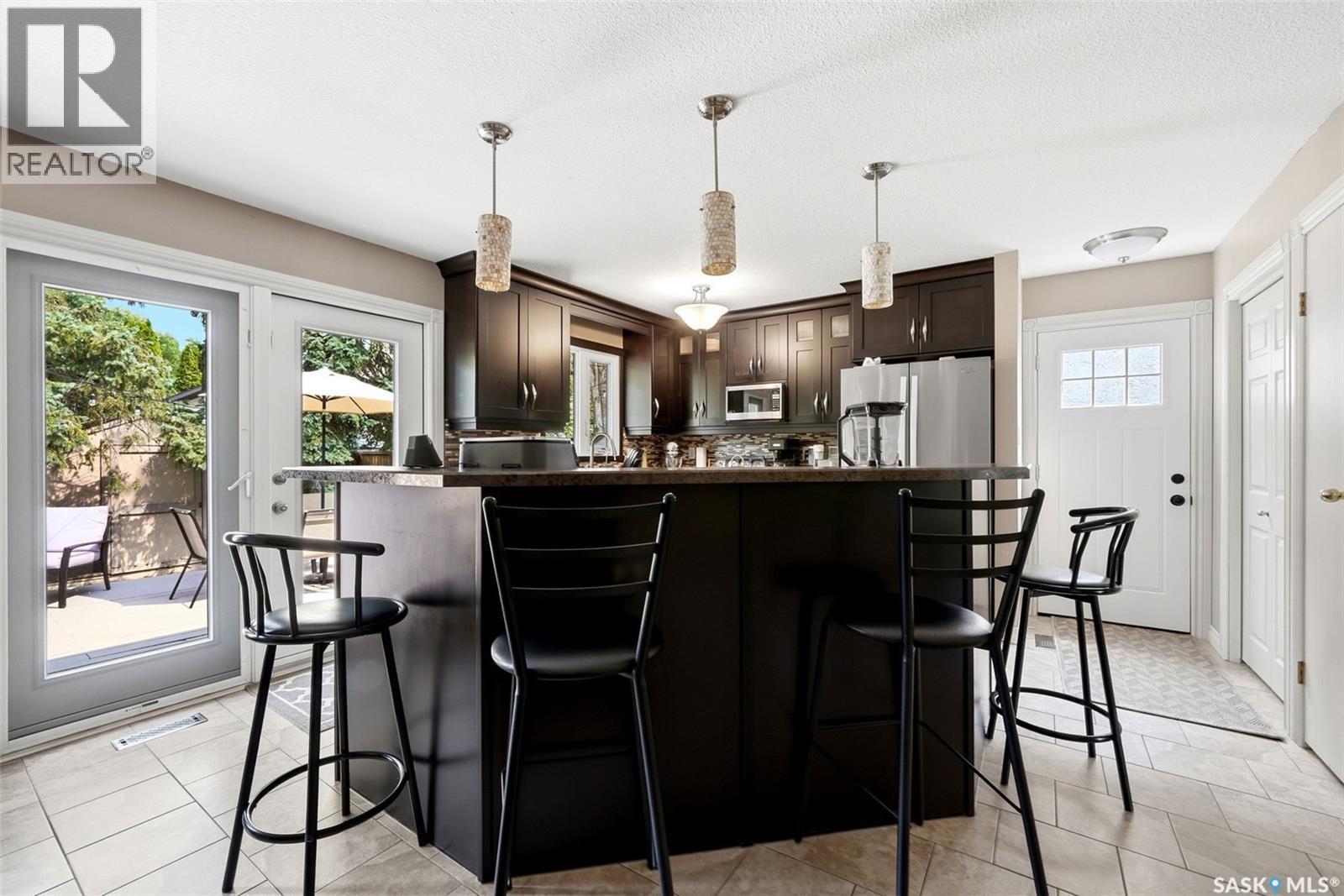 2118 Elderkin Drive E, Regina, SK - Indoor