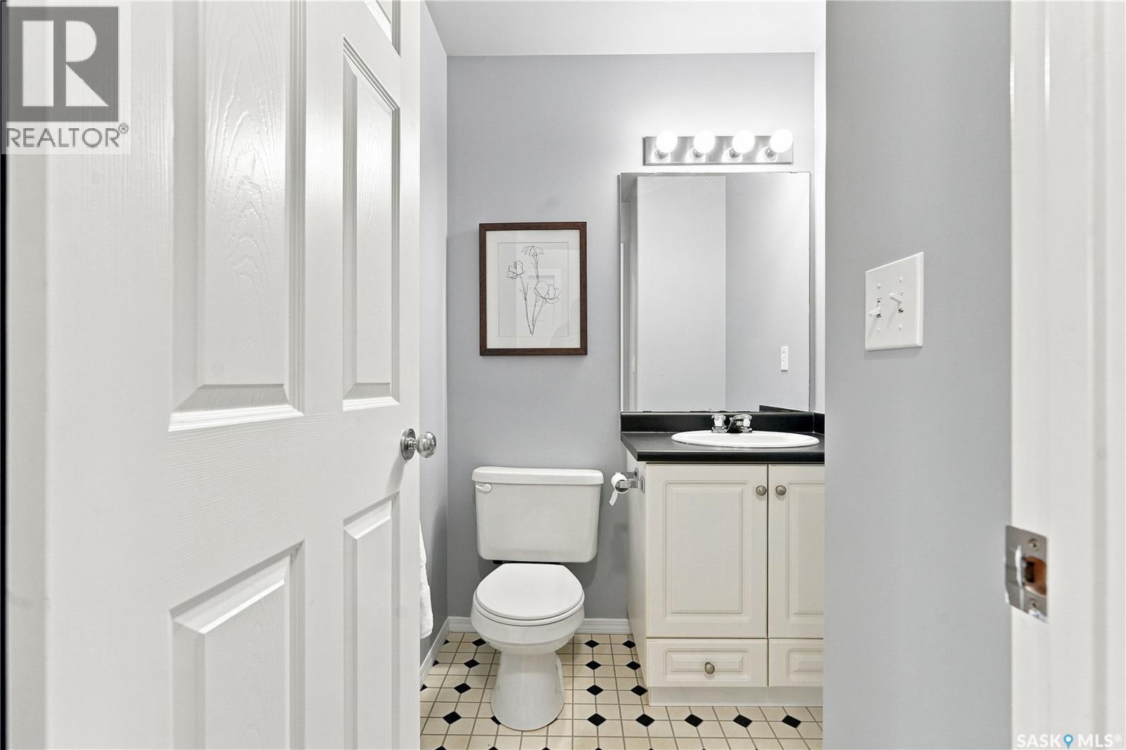 24 302 Herold Road, Saskatoon, SK - Indoor Photo Showing Bathroom