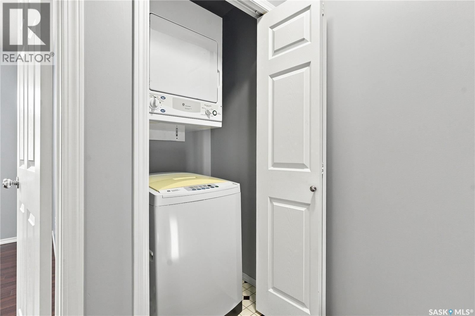 24 302 Herold Road, Saskatoon, SK - Indoor Photo Showing Laundry Room