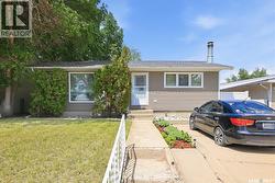 1434 Hochelaga STREET W Moose Jaw, SK S6H 6G5