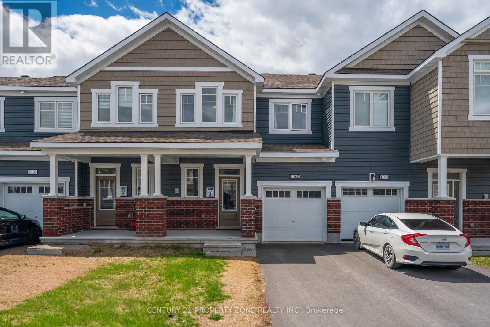 1060 Curraglass Walk, Ottawa, ON - Outdoor With Facade