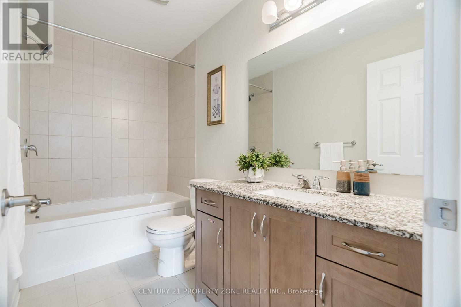 1060 Curraglass Walk, Ottawa, ON - Indoor Photo Showing Bathroom