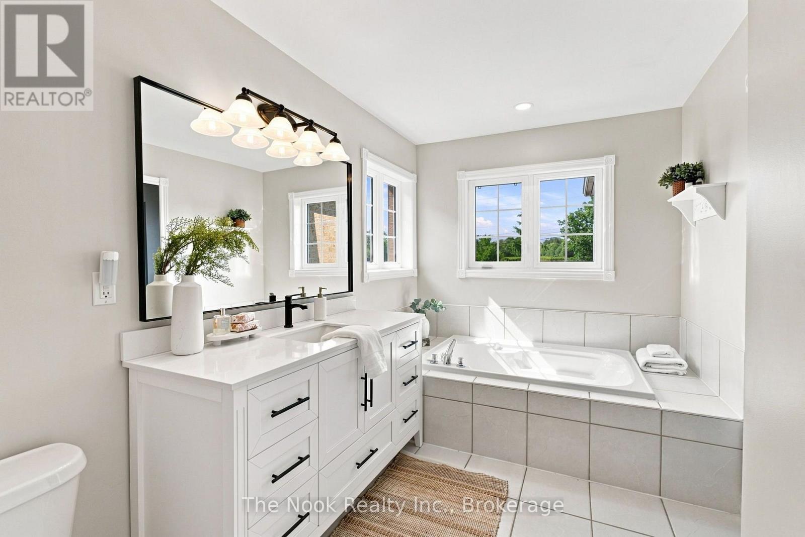 41 Dopp Crescent, Whitby (Brooklin), ON - Indoor Photo Showing Bathroom