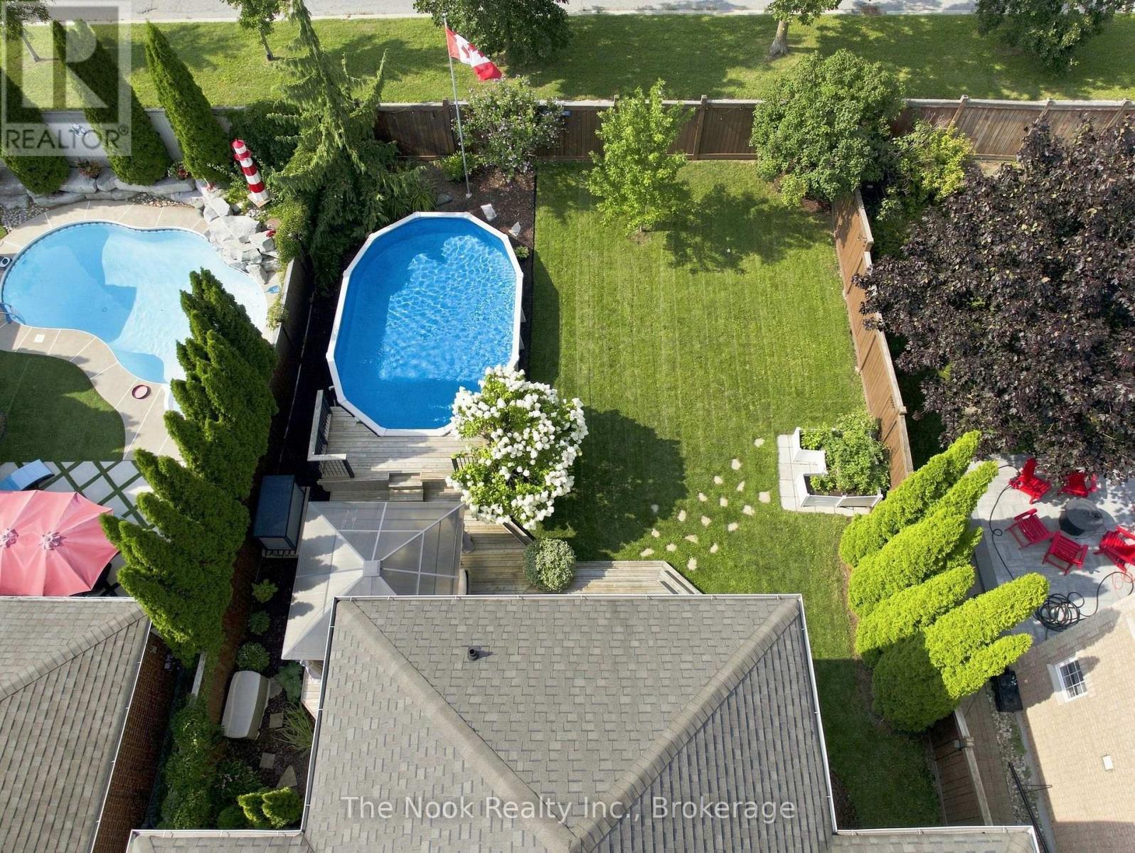 41 Dopp Crescent, Whitby (Brooklin), ON - Outdoor With Above Ground Pool