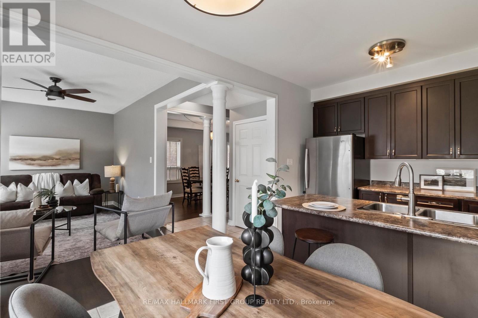 96 Redfern Crescent, Clarington, ON - Indoor