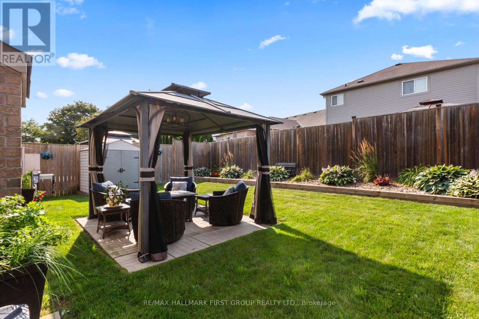 96 Redfern Crescent, Clarington, ON - Outdoor