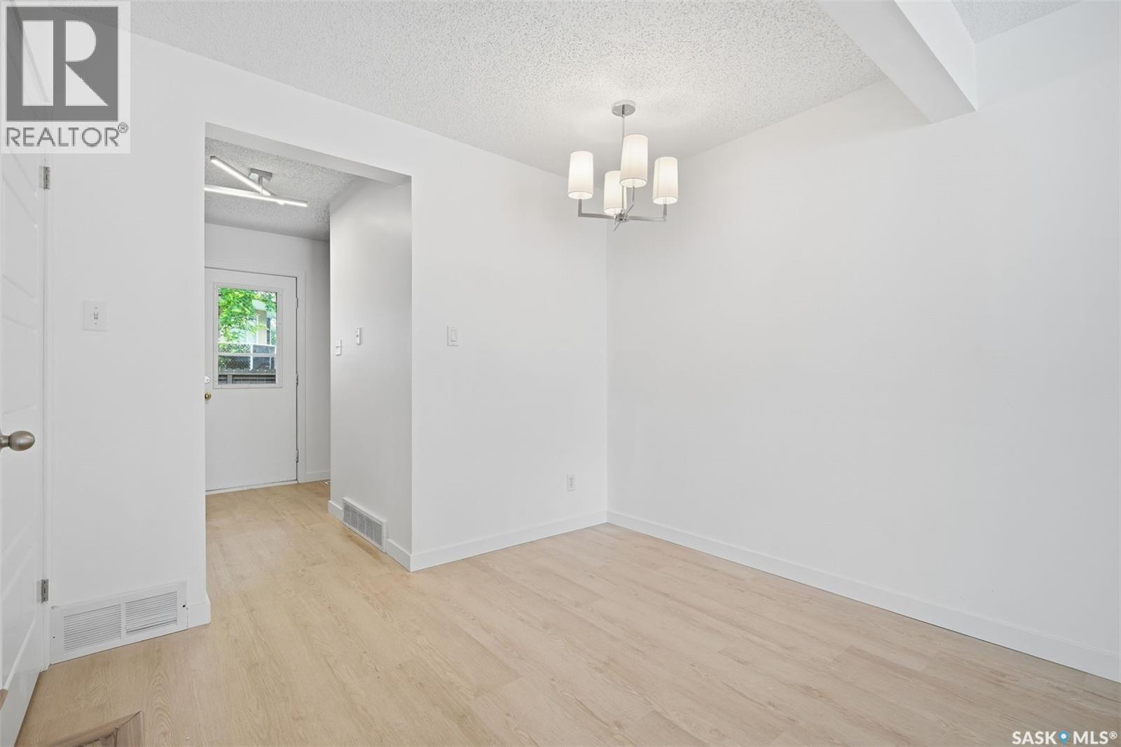 9 1128 Mckercher Drive, Saskatoon, SK - Indoor Photo Showing Other Room