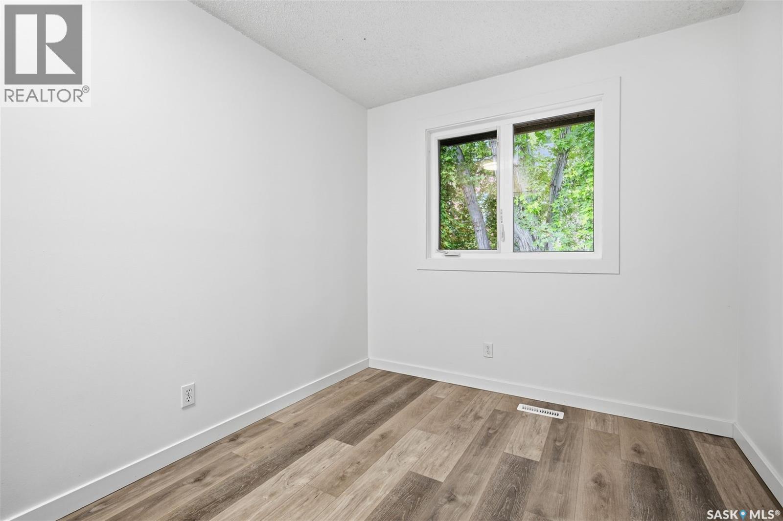 9 1128 Mckercher Drive, Saskatoon, SK - Indoor Photo Showing Other Room