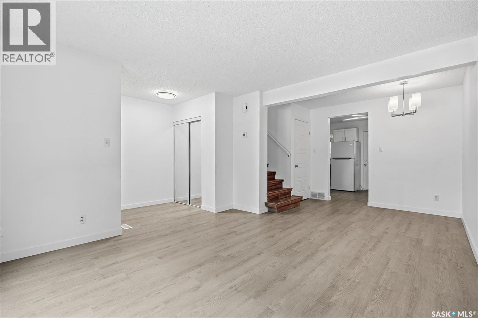 9 1128 Mckercher Drive, Saskatoon, SK - Indoor Photo Showing Other Room