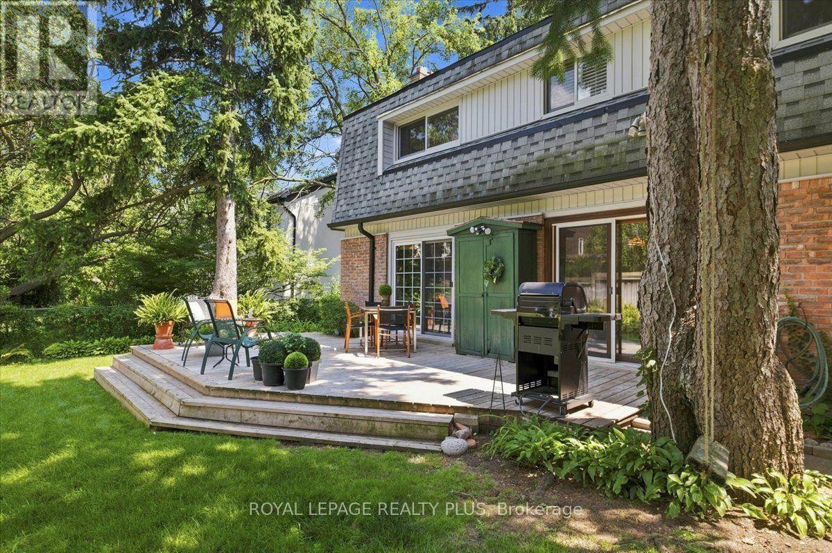 1721 Medallion Court, Mississauga, ON - Outdoor With Deck Patio Veranda