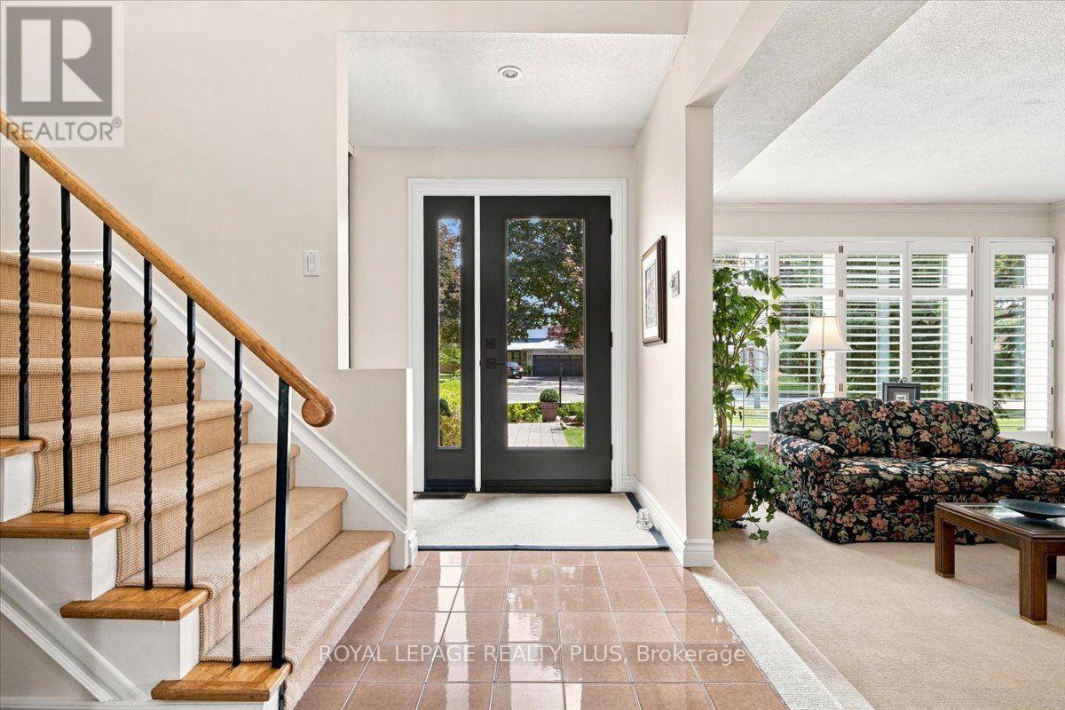 1721 Medallion Court, Mississauga, ON - Indoor Photo Showing Other Room