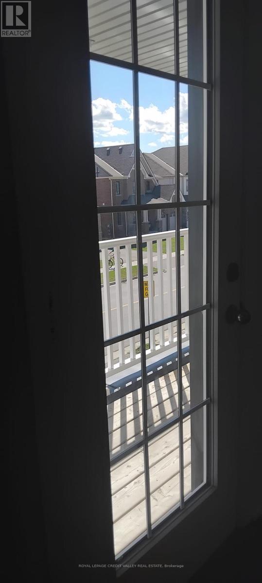 76 Fleming Crescent, Haldimand, ON - Indoor Photo Showing Other Room