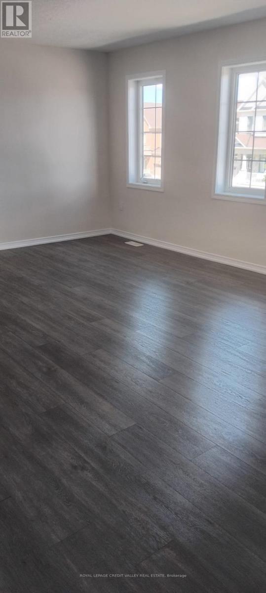 76 Fleming Crescent, Haldimand, ON - Indoor Photo Showing Other Room