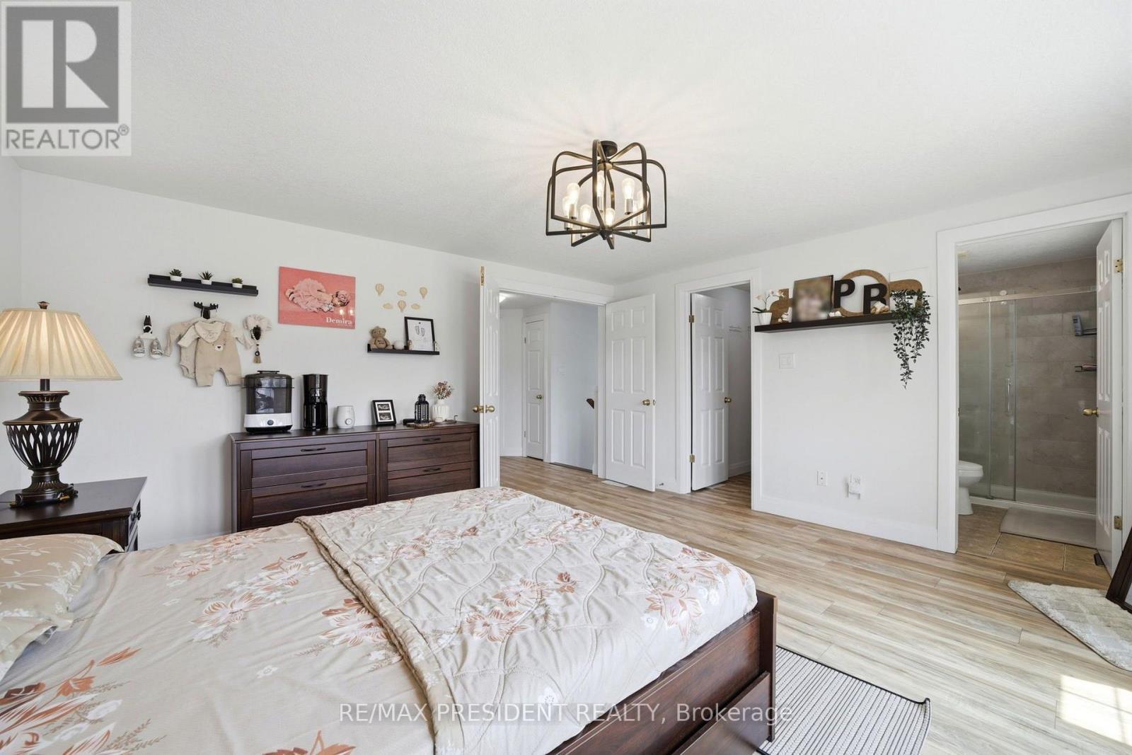 60 Steepleridge Street, Kitchener, ON - Indoor Photo Showing Bedroom