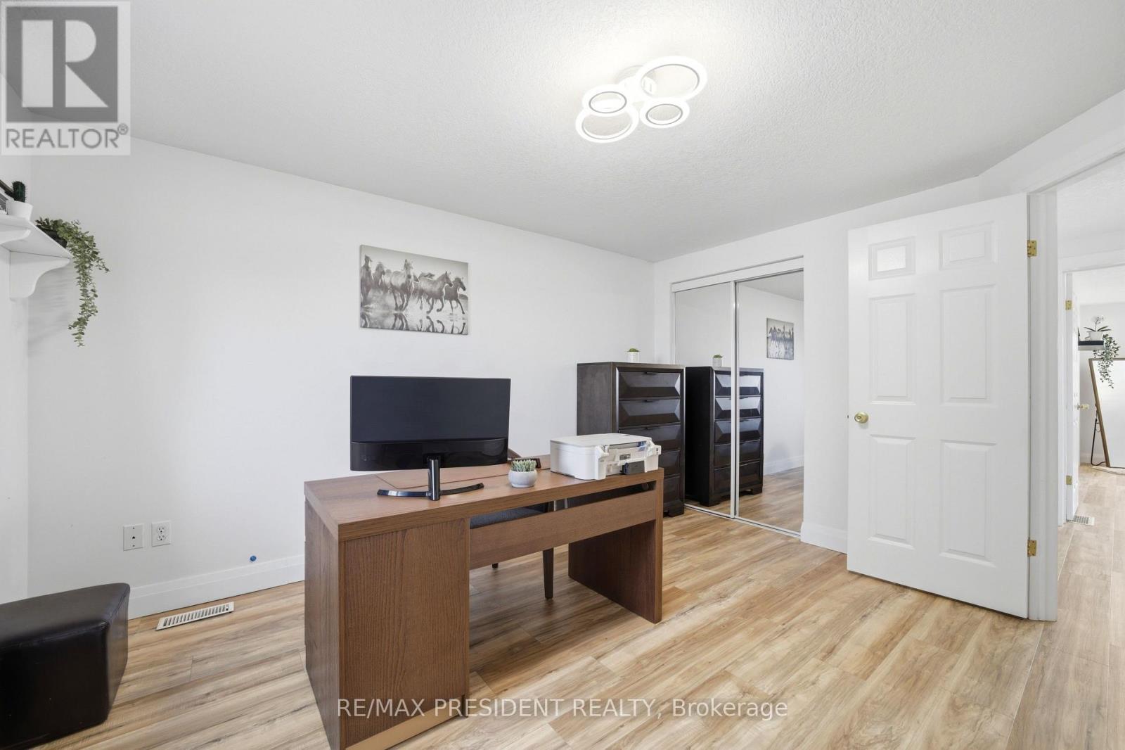 60 Steepleridge Street, Kitchener, ON - Indoor Photo Showing Office