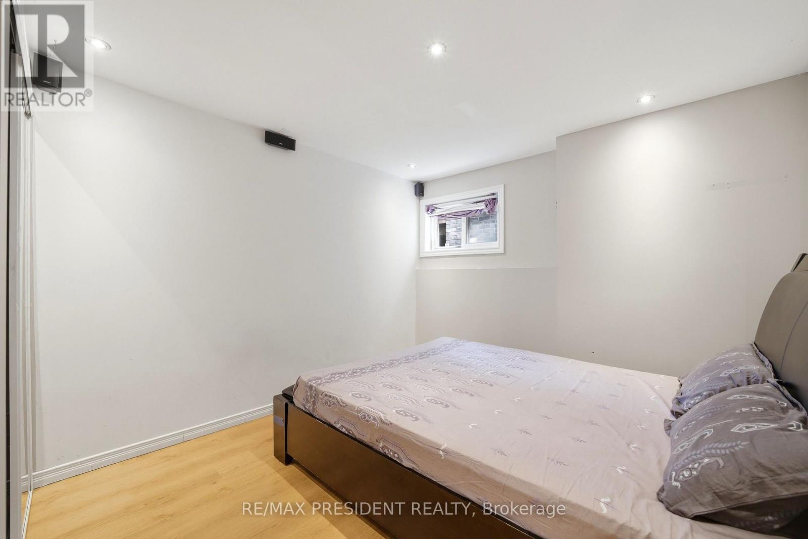 60 Steepleridge Street, Kitchener, ON - Indoor Photo Showing Bedroom