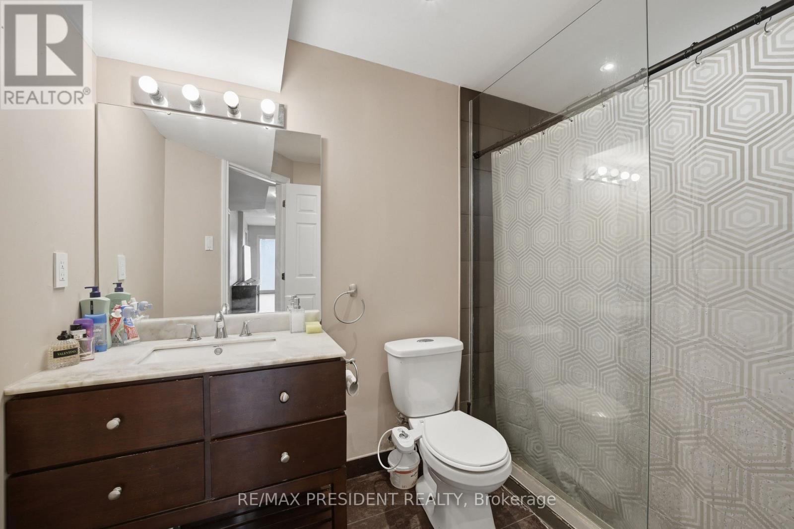 60 Steepleridge Street, Kitchener, ON - Indoor Photo Showing Bathroom