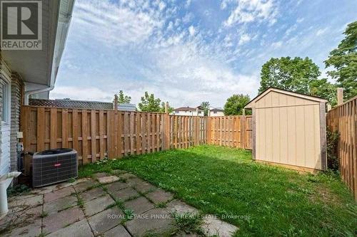733 Parkview Crescent, Cambridge, ON - Outdoor