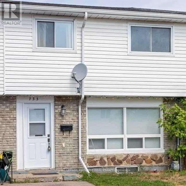 733 Parkview Crescent, Cambridge, ON - Outdoor With Exterior