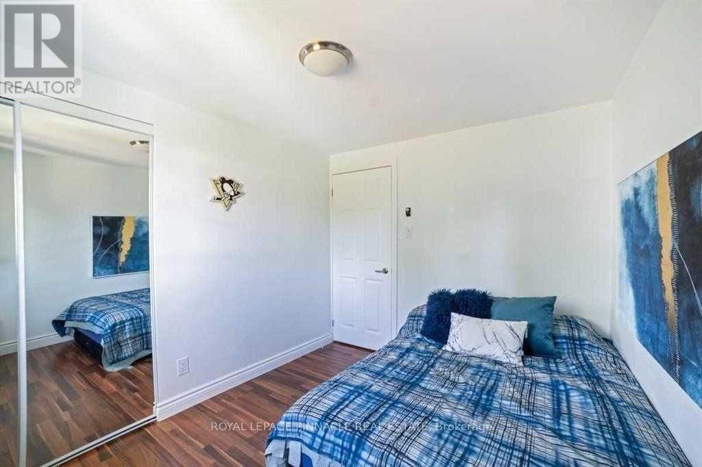 733 Parkview Crescent, Cambridge, ON - Indoor Photo Showing Bedroom