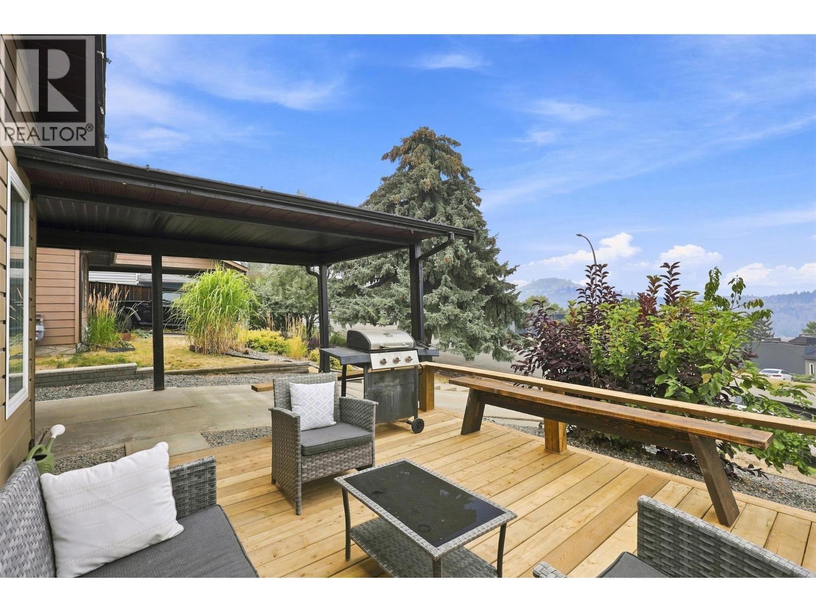 1979 Harrison Way, Kamloops, BC - Outdoor With Deck Patio Veranda