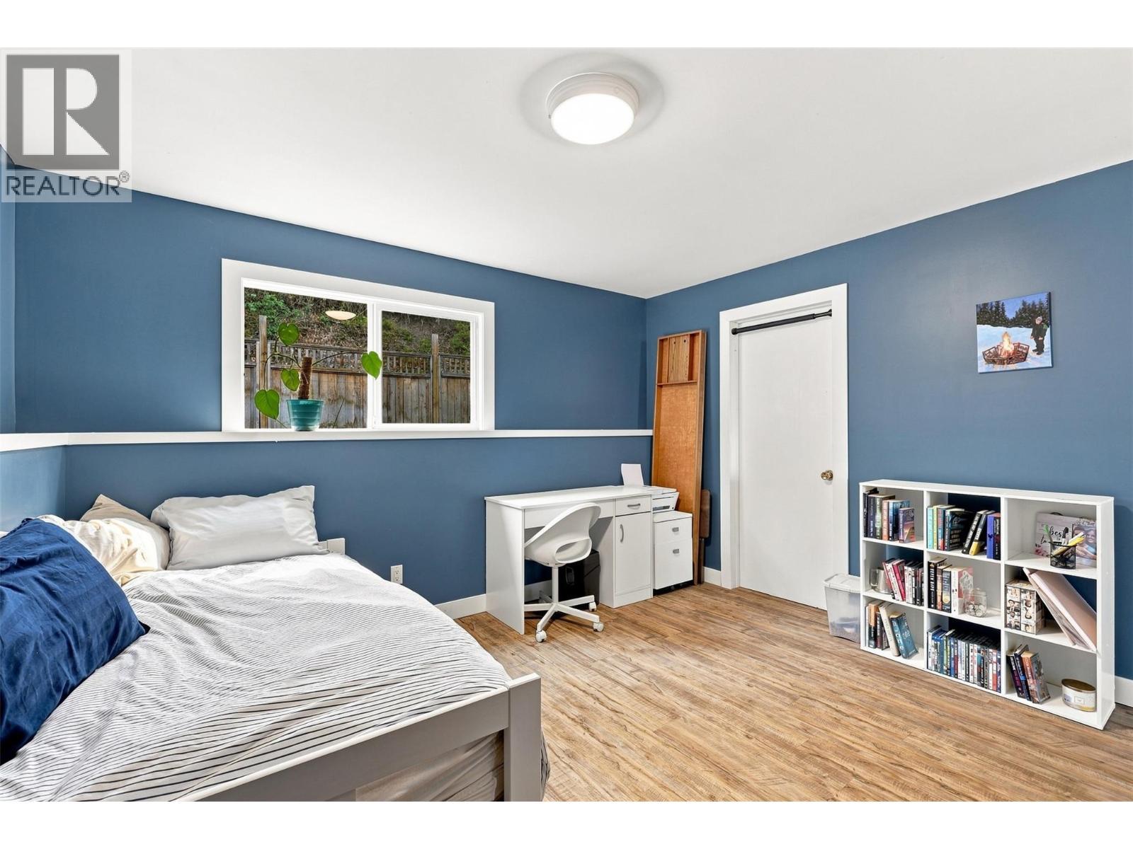 1979 Harrison Way, Kamloops, BC - Indoor Photo Showing Bedroom
