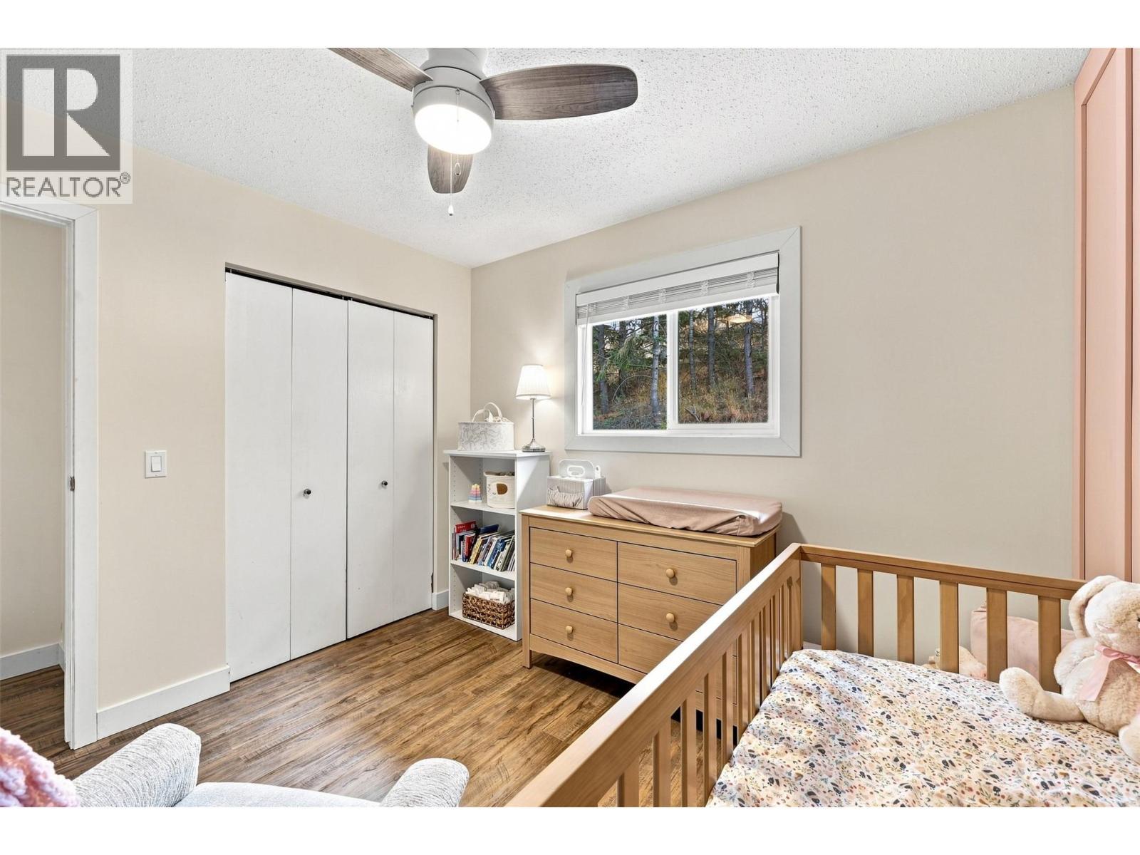 1979 Harrison Way, Kamloops, BC - Indoor Photo Showing Bedroom