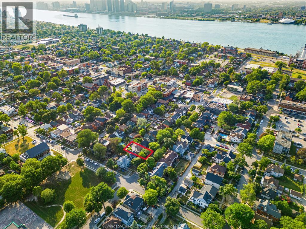 771 Chilver Road, Windsor, ON - Outdoor With Body Of Water With View