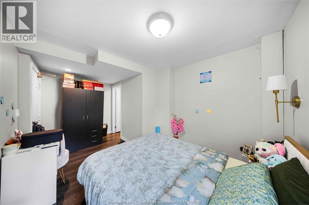 771 Chilver Road, Windsor, ON - Indoor Photo Showing Bedroom