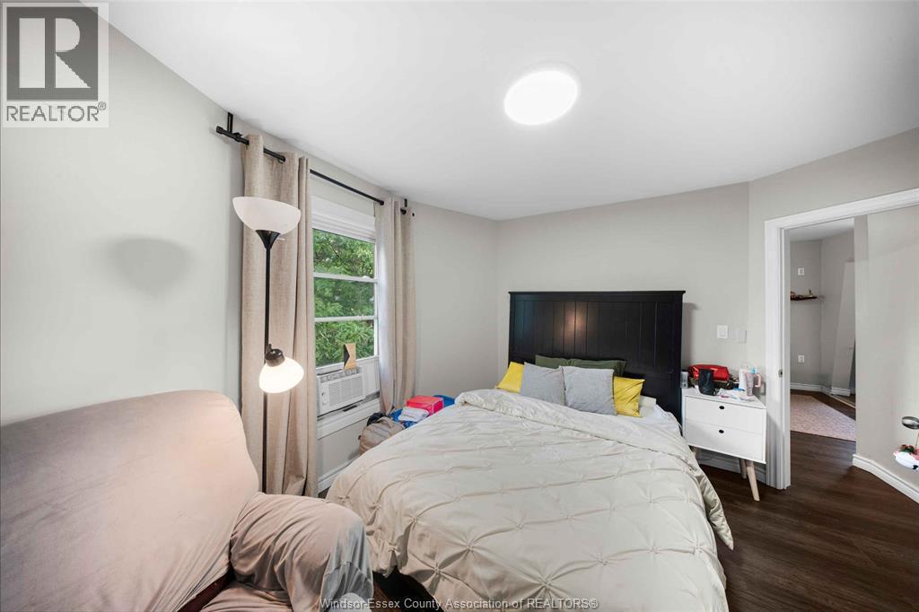 771 Chilver Road, Windsor, ON - Indoor Photo Showing Bedroom