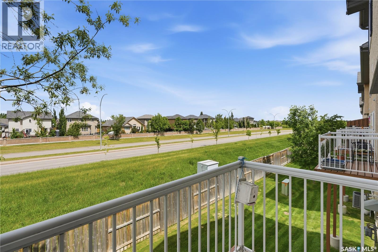52 118 Pawlychenko Lane, Saskatoon, SK - Outdoor