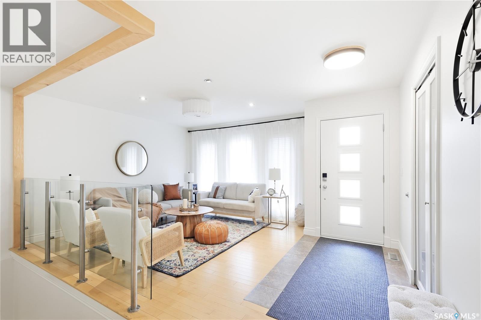 2206 Assiniboine Avenue E, Regina, SK - Indoor Photo Showing Other Room